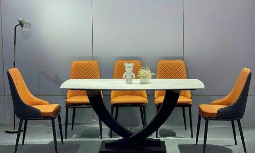 Bàn Ăn Phường Long Trường