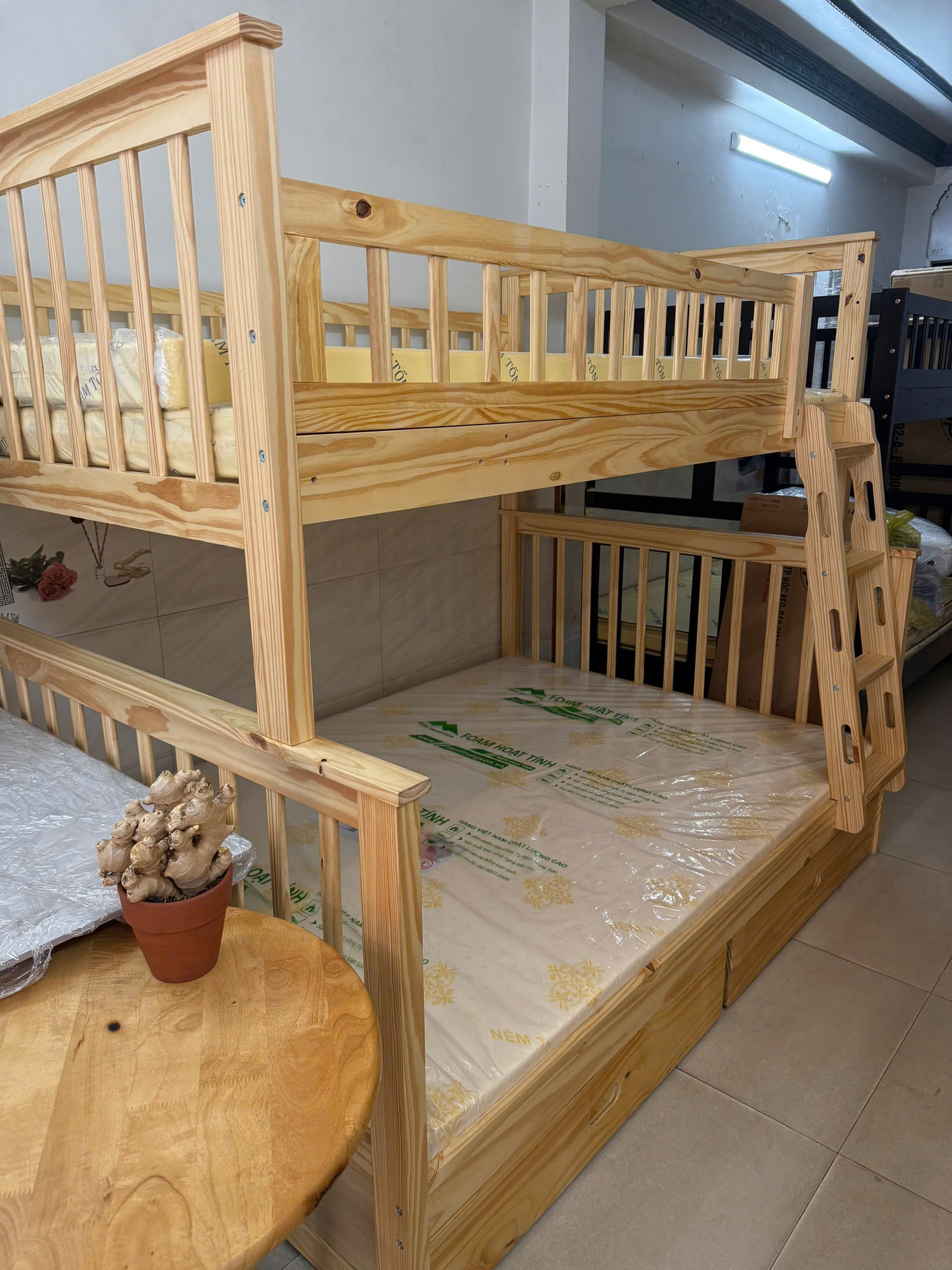 Giường 2 tầng AH068 146