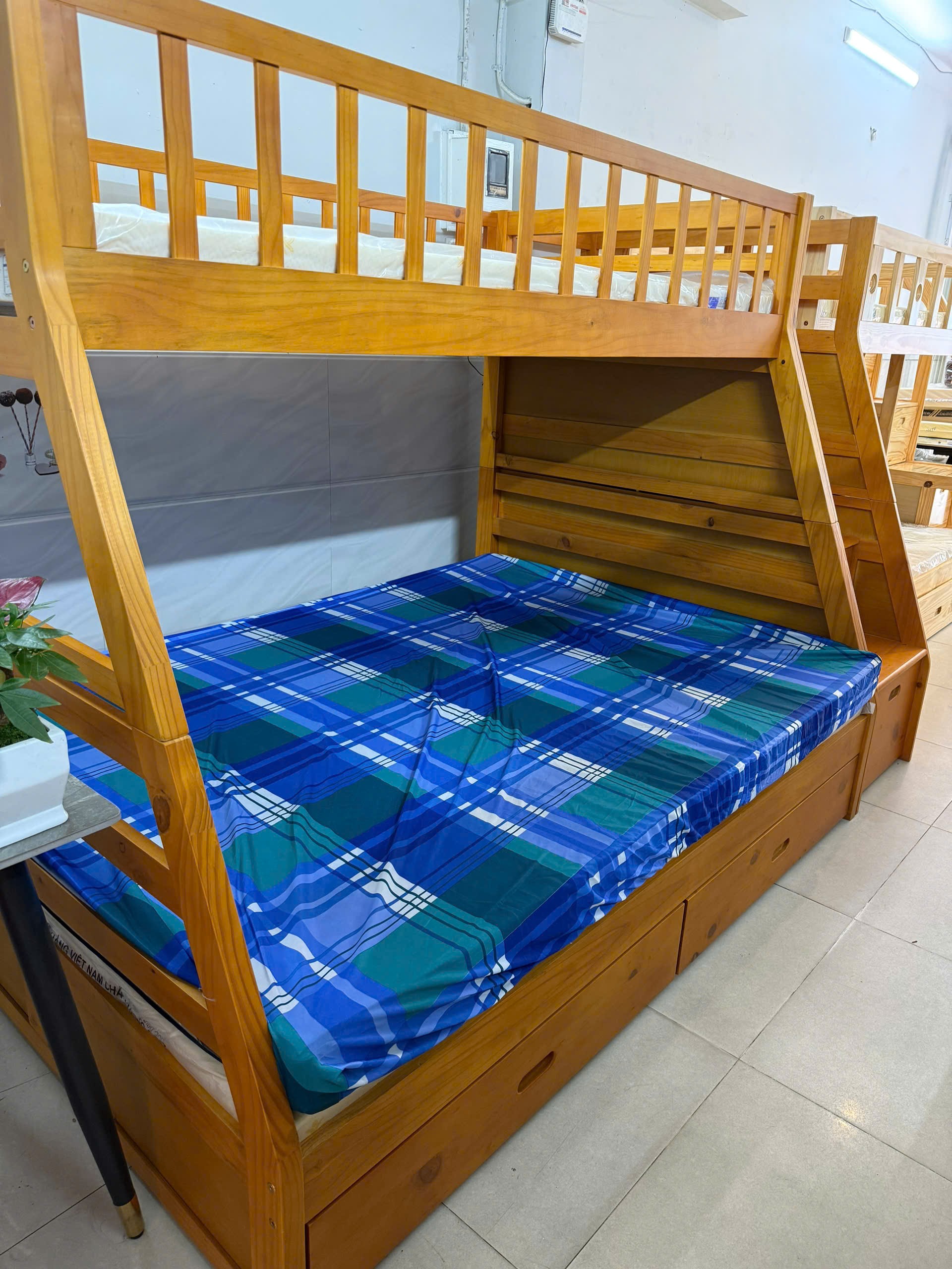 Giường 2 Tầng AH192