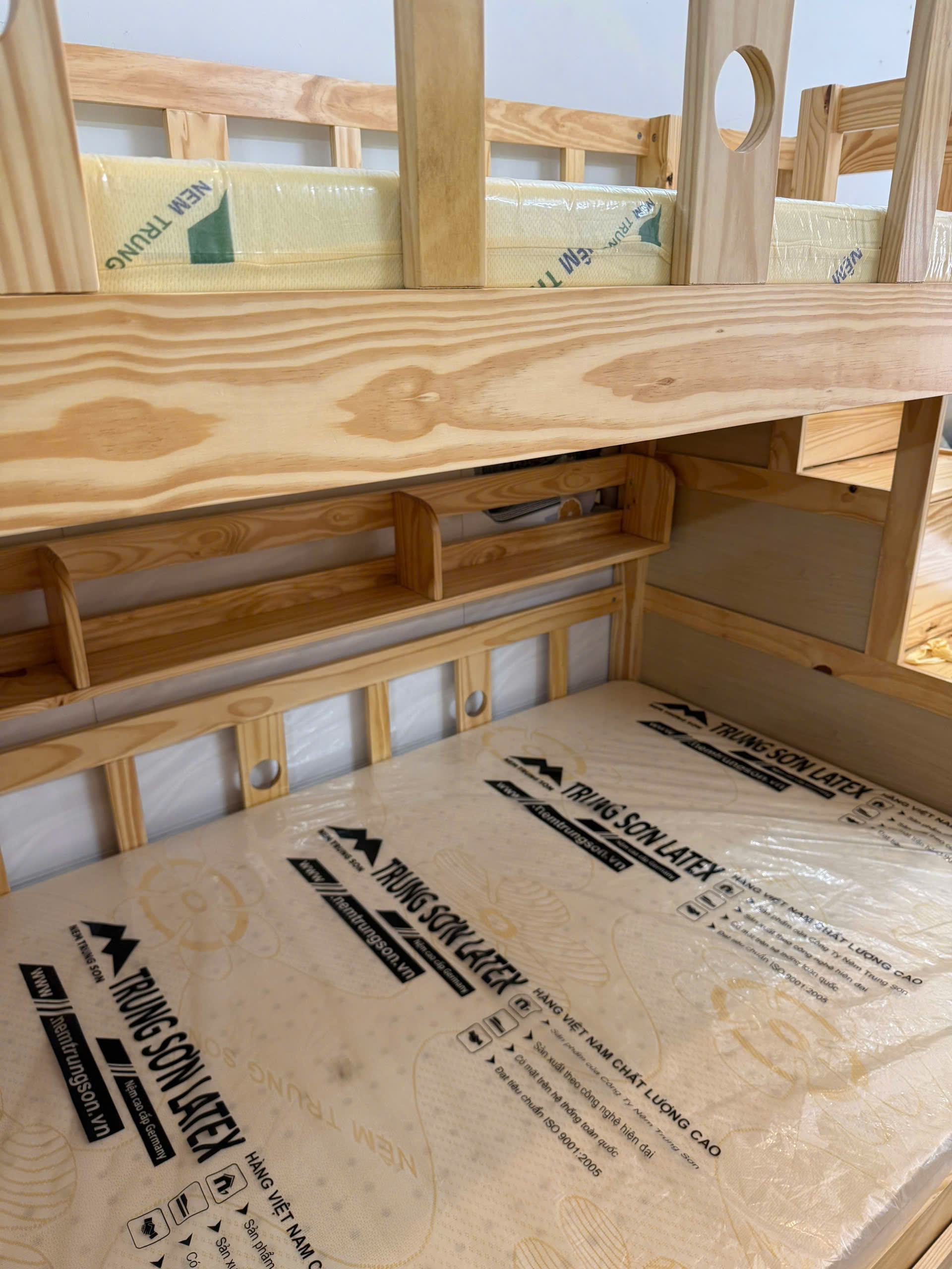 Giường Tầng OH m4/m4 Tự Nhiên