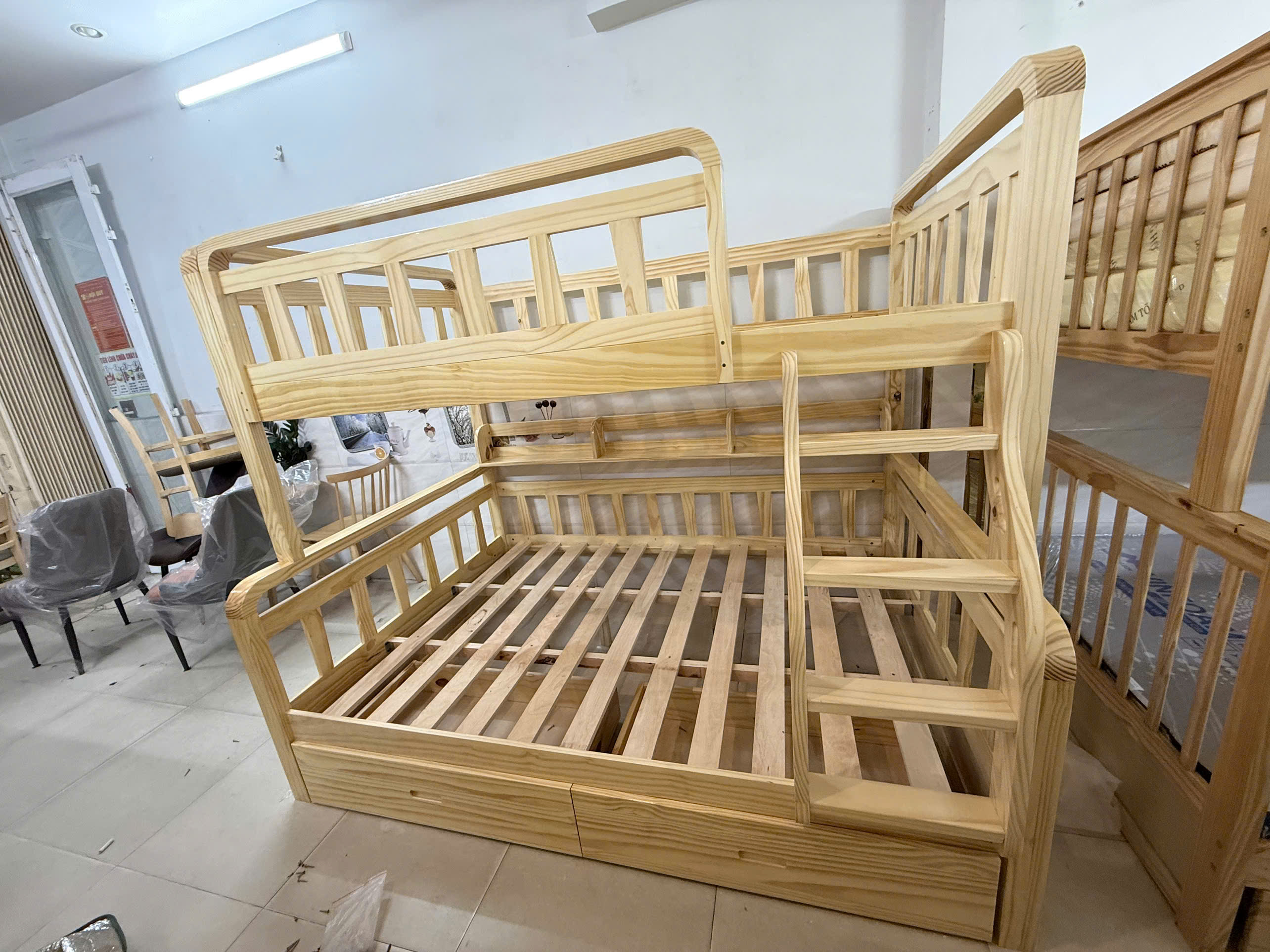 Giường Tầng UBIN 1m/1m2