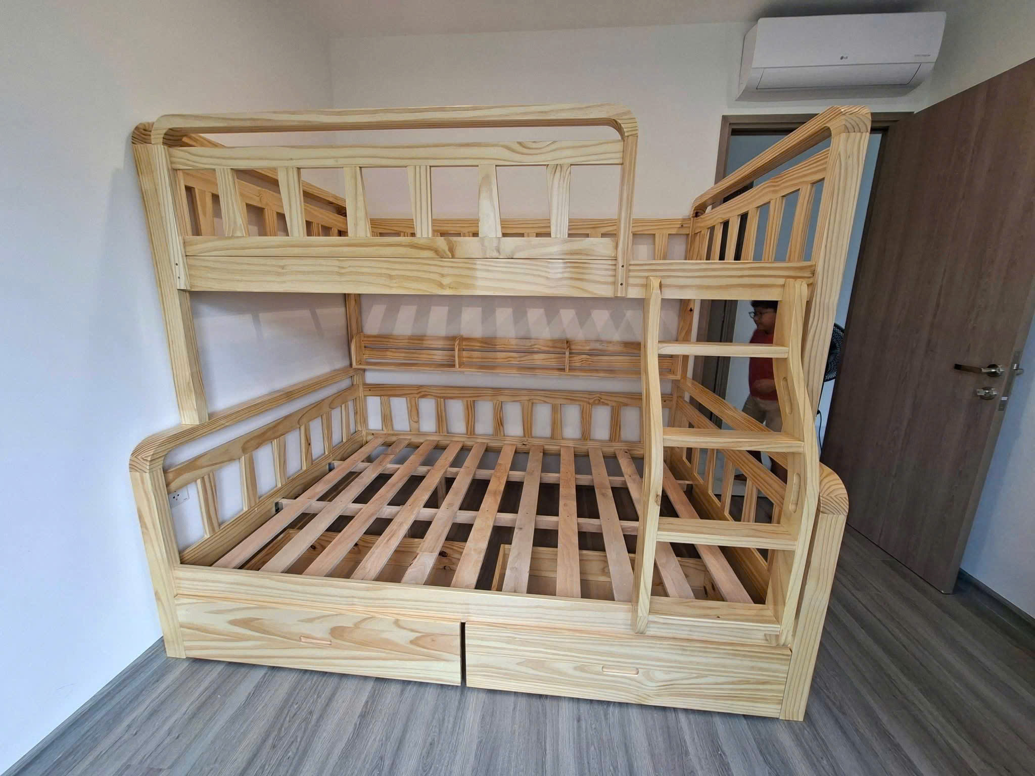 Giường Tầng UBIN 1m4/1m6