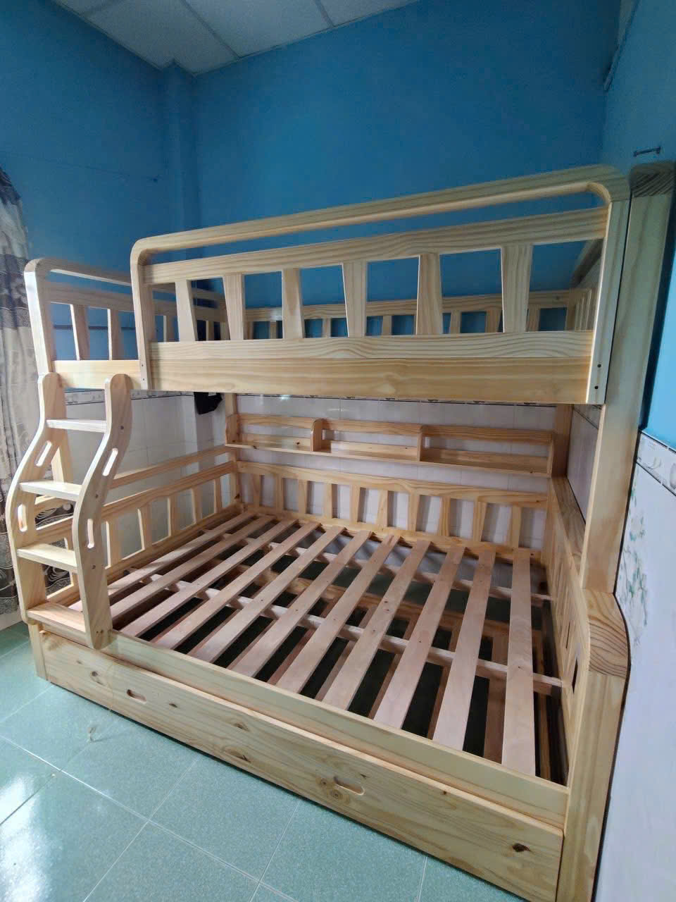 Giường Tầng UBIN 1m6/1m8