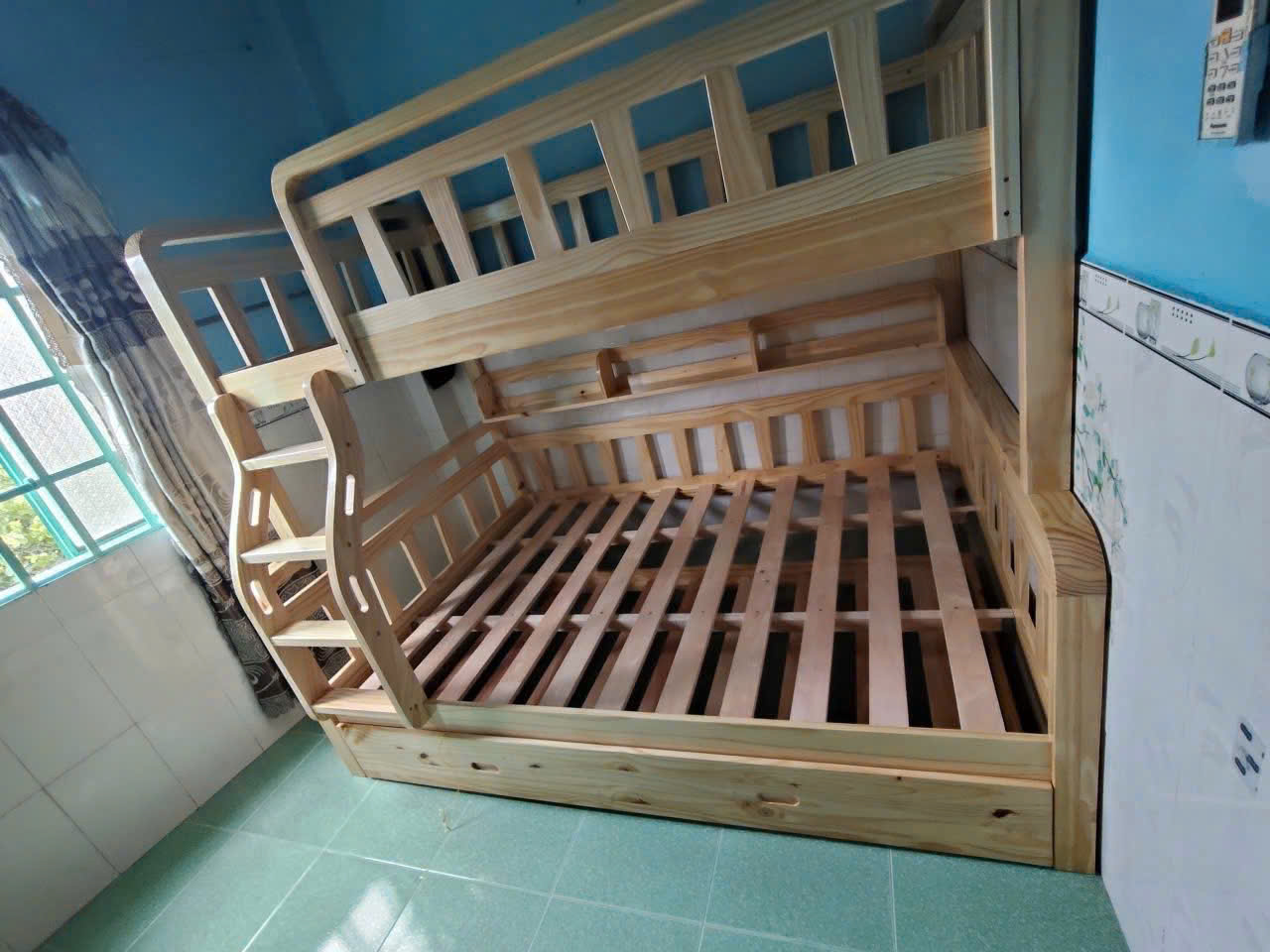 Giường Tầng UBIN 1m6/1m8