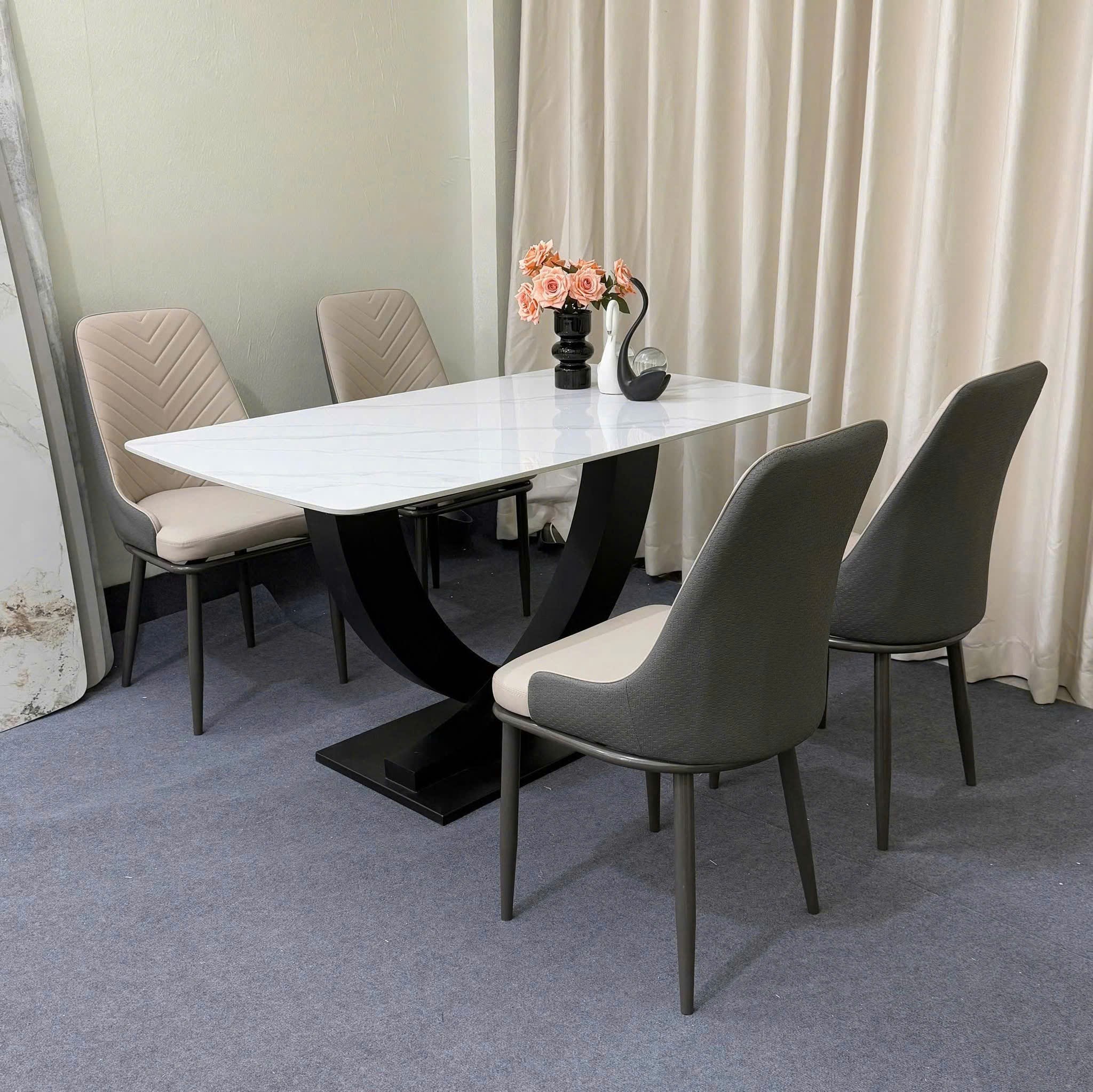 Bàn Ăn Phường Bến Cát