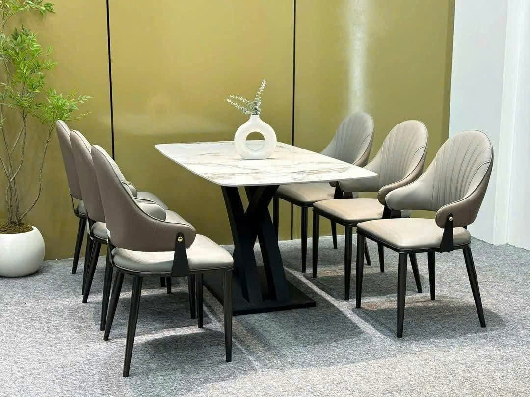 Bàn Ăn Phường Bình Đông