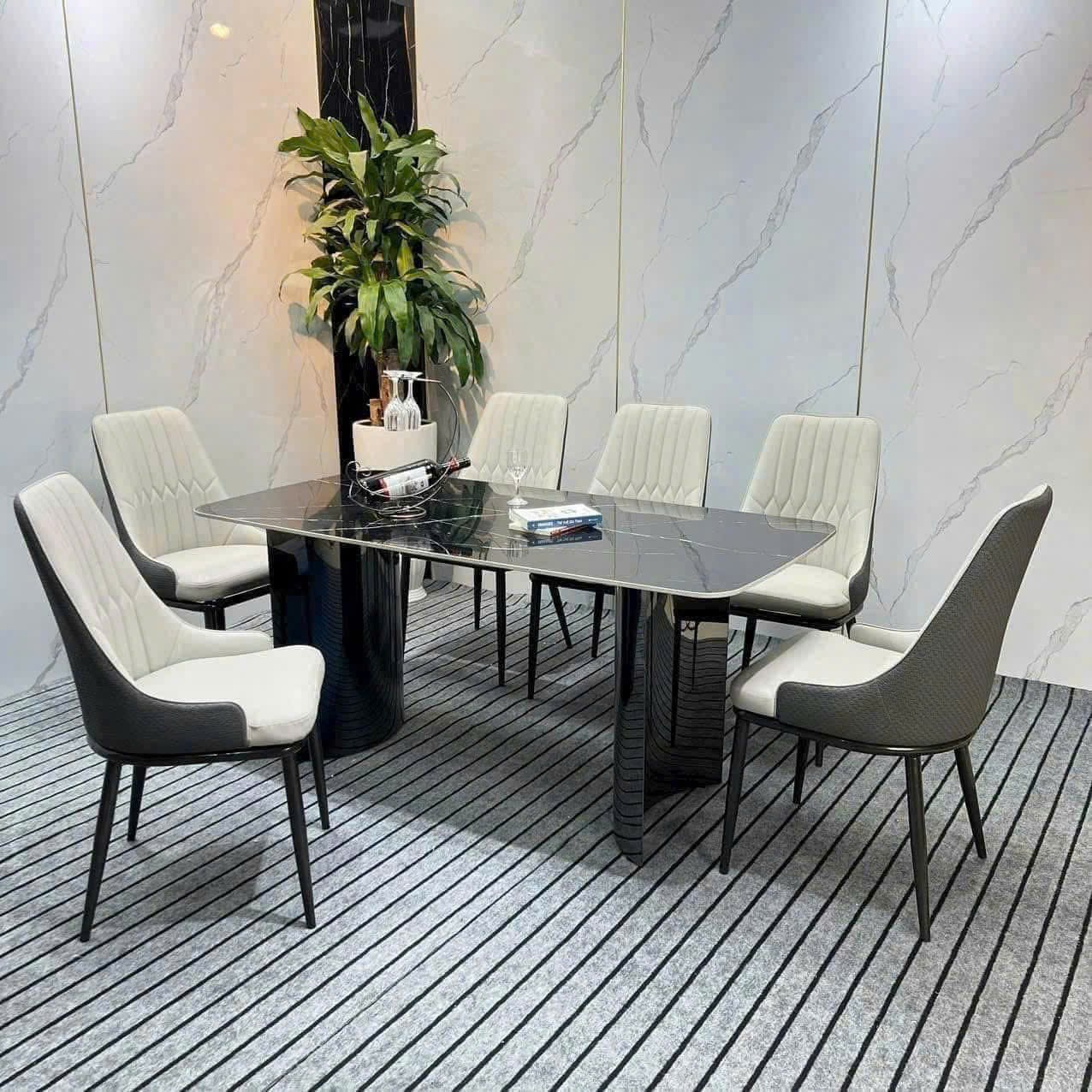 Bàn Ăn Phường Bình Hưng Hòa