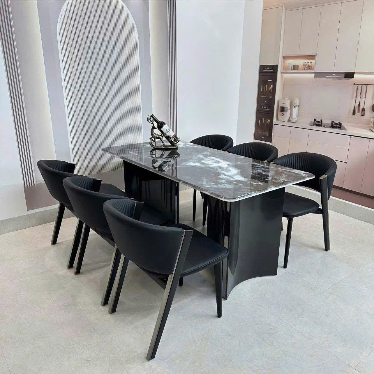 Bàn Ăn Phường Bình Tiên