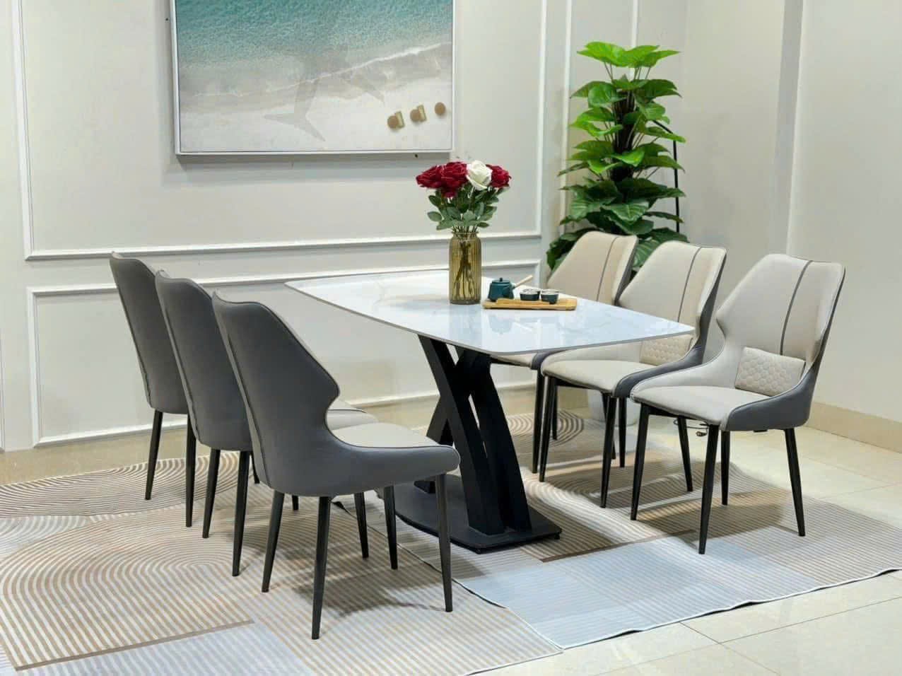 Bàn Ăn Phường Diên Hồng