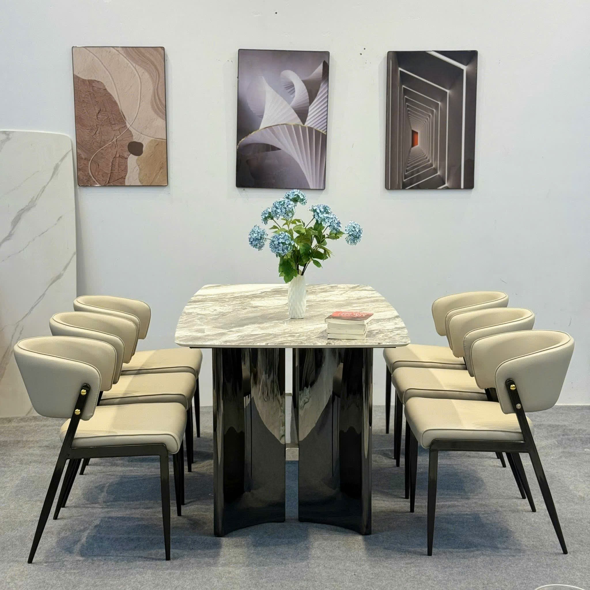 Bàn Ăn Phường Hạnh Thông