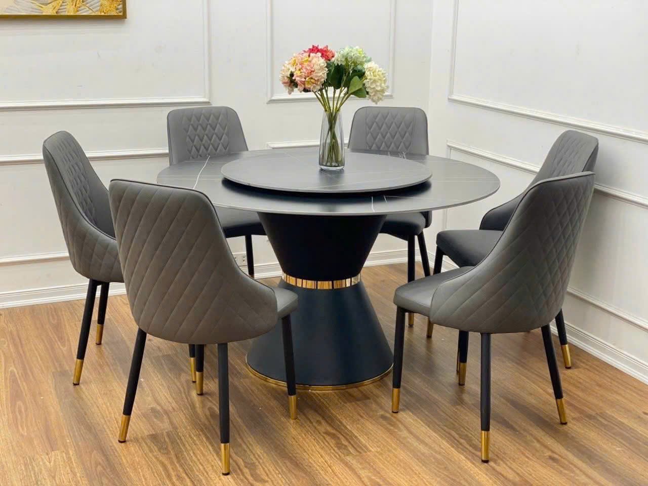 Bàn Ăn Phường Phú Thuận