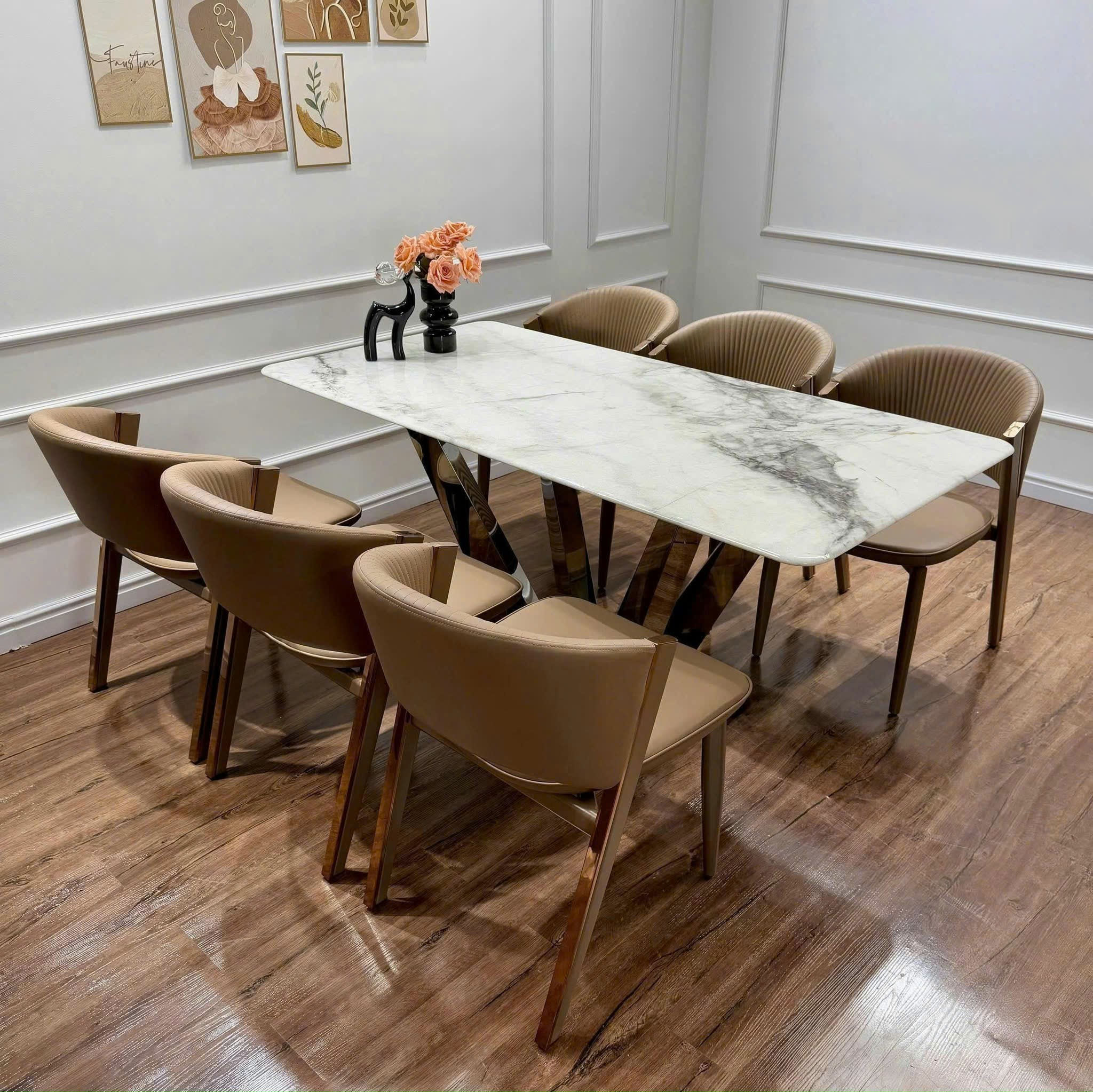 Bàn Ăn Phường Tân Sơn Nhất