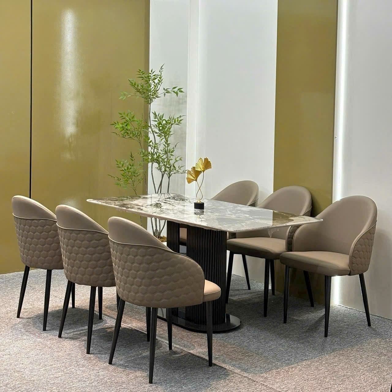 Bàn Ăn Phường Thông Tây Hội