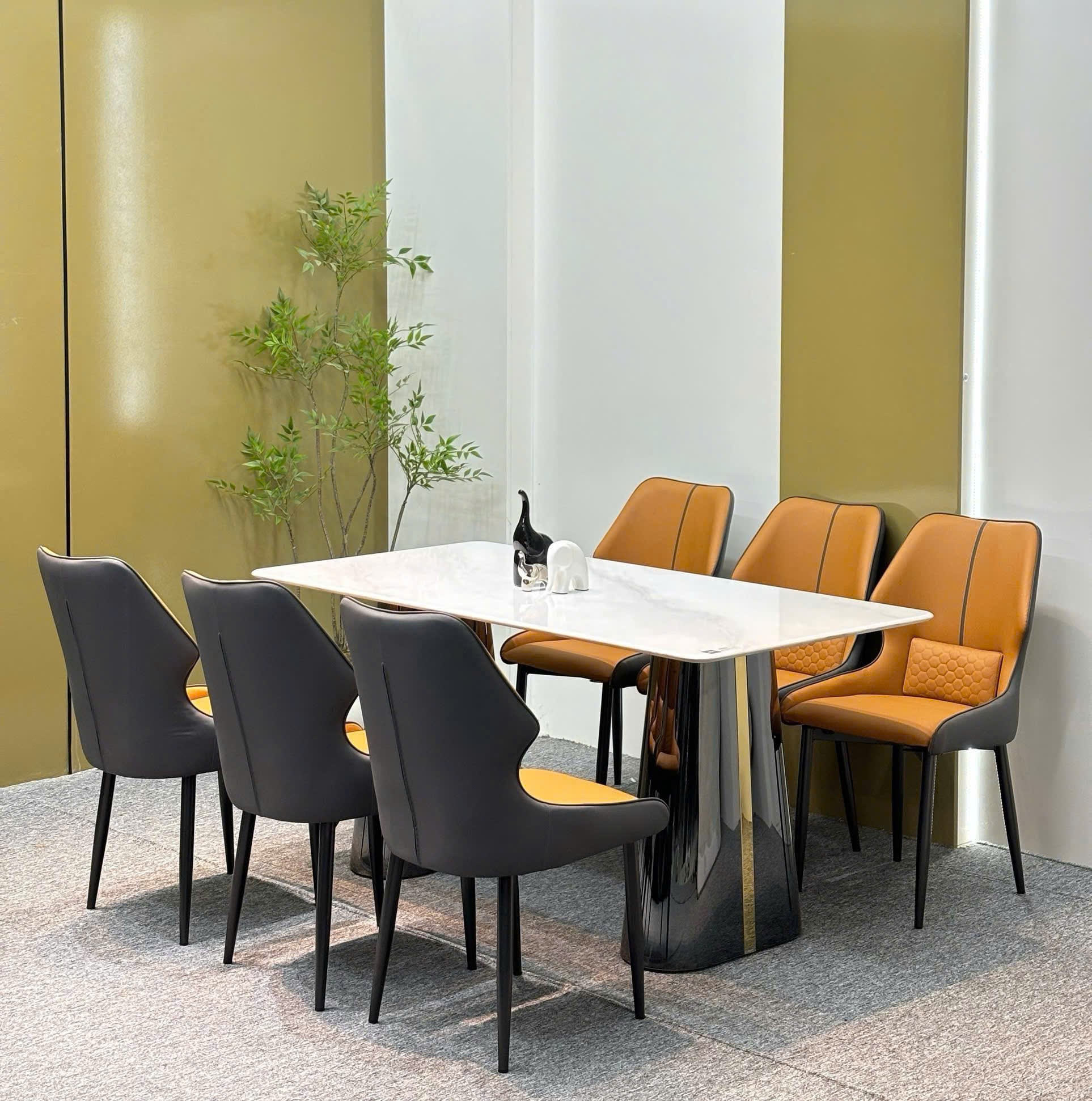 Bàn Ăn Phường Thủ Đức