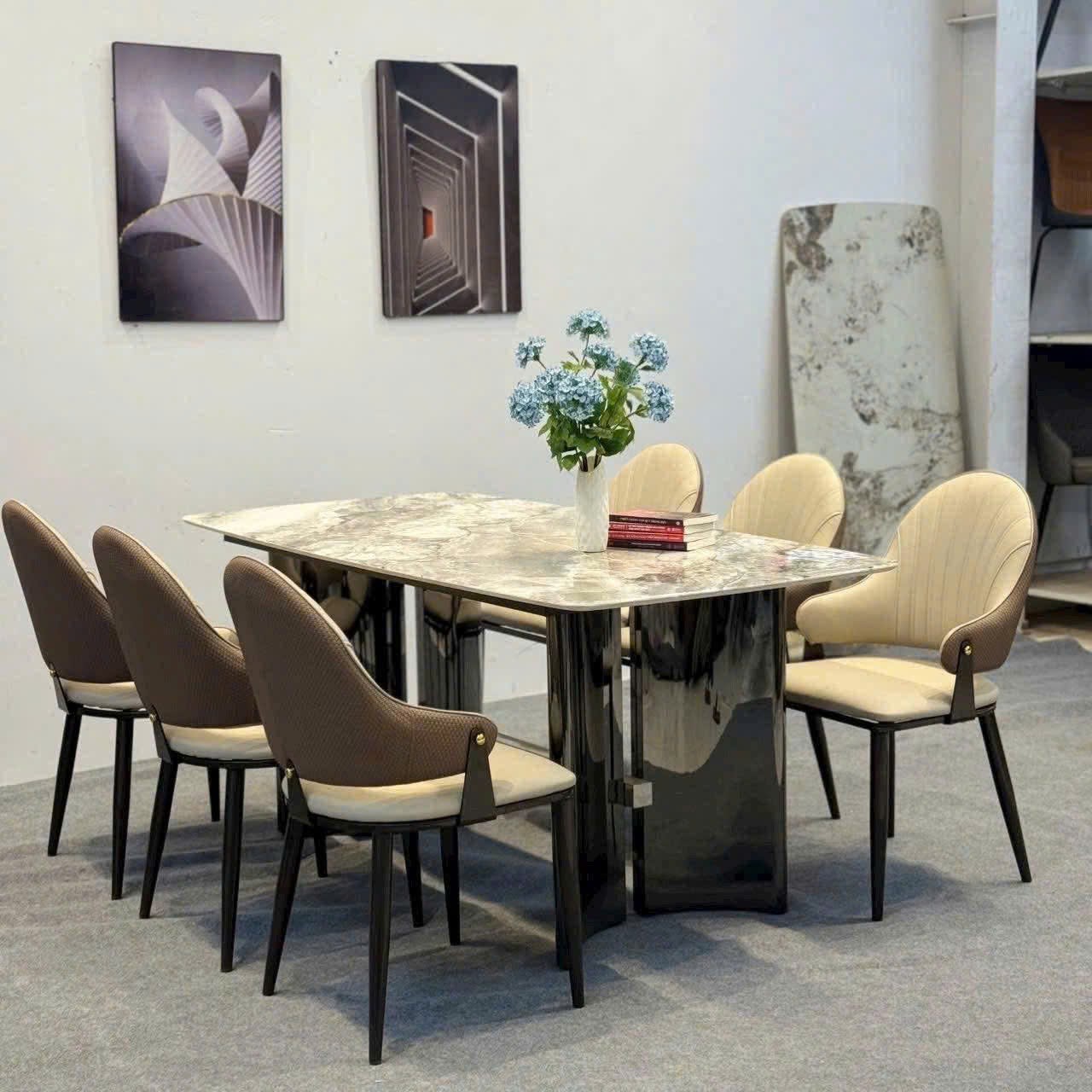 Bàn Ăn Phường Vĩnh Hội