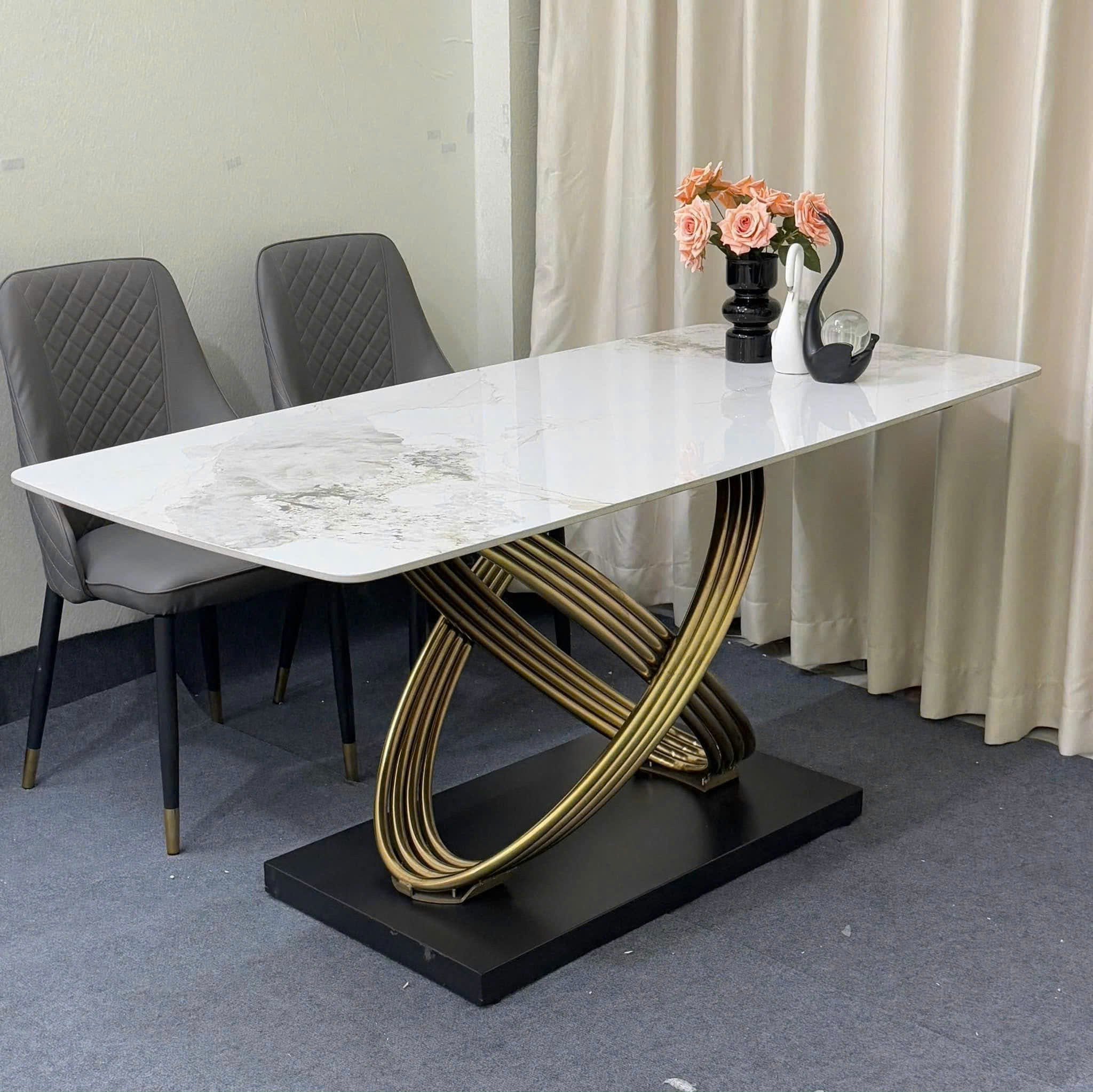 Bàn Ăn Phường Xuân Hòa