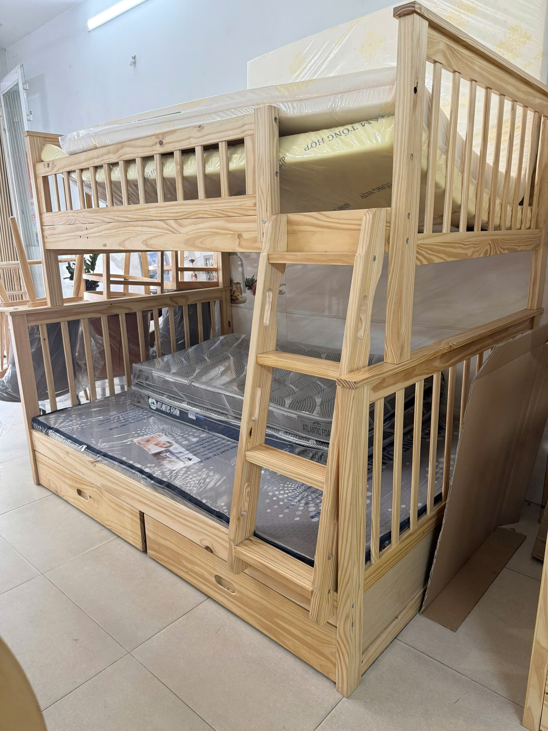 Giường tầng 2 người lớn chịu tải nặng