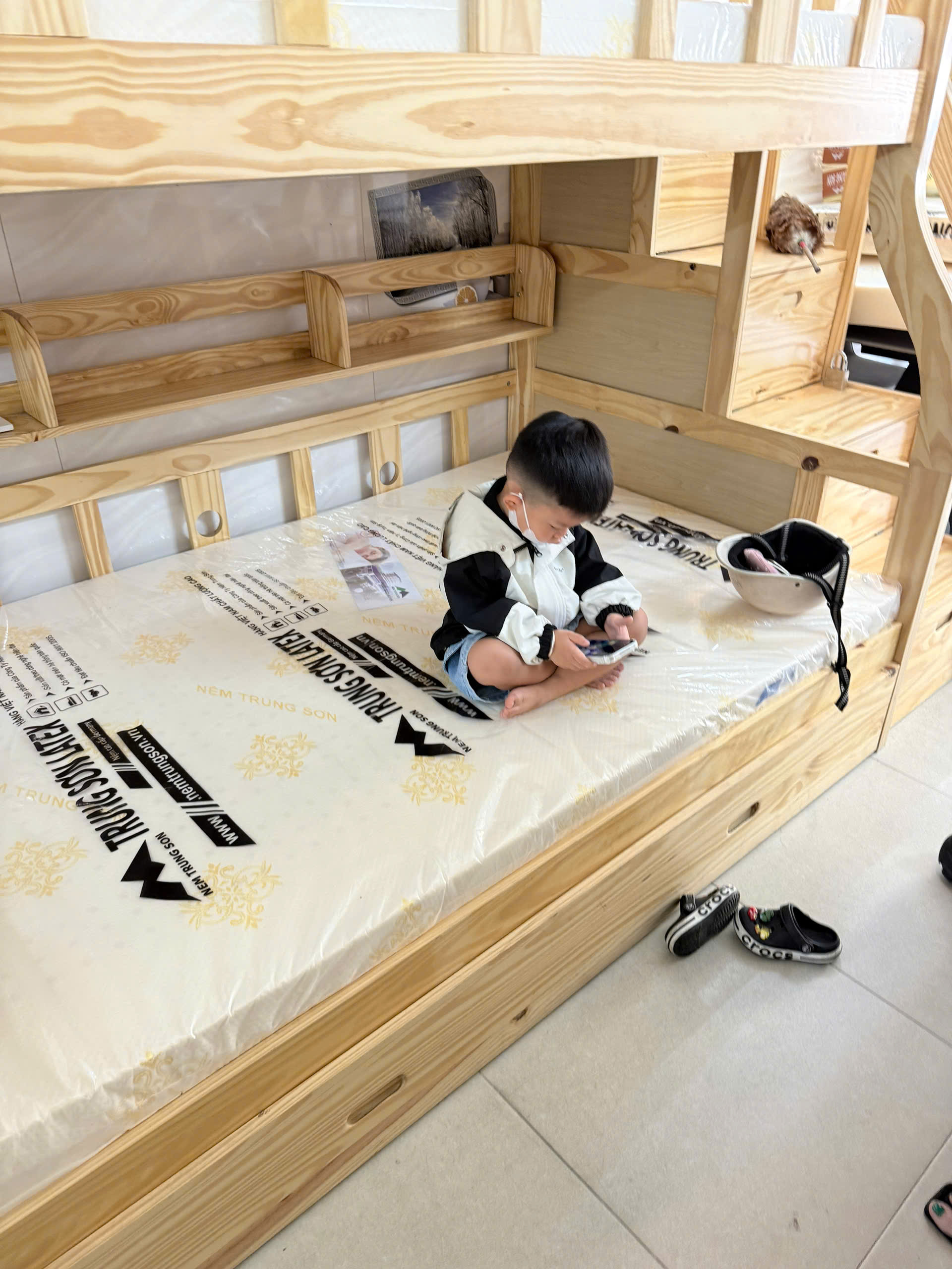 Giường tầng giá rẻ Phường Long Phước