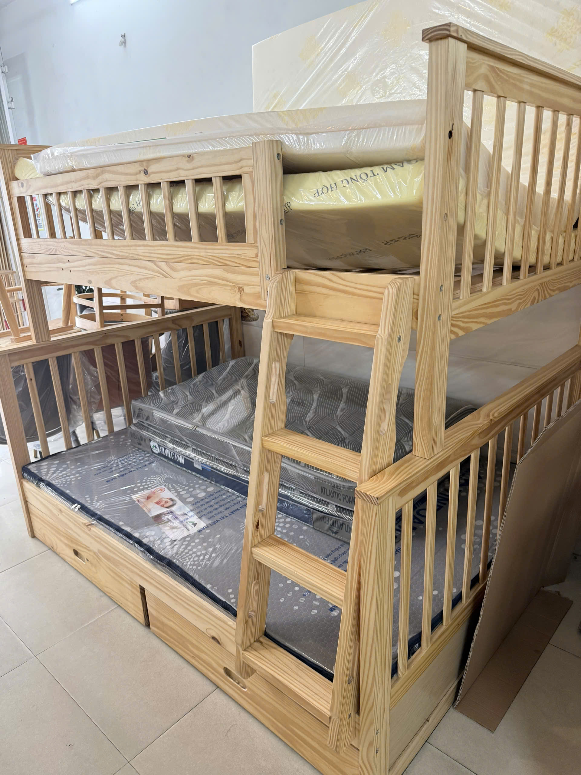 Giường tầng người lớn sản xuất theo yêu cầu
