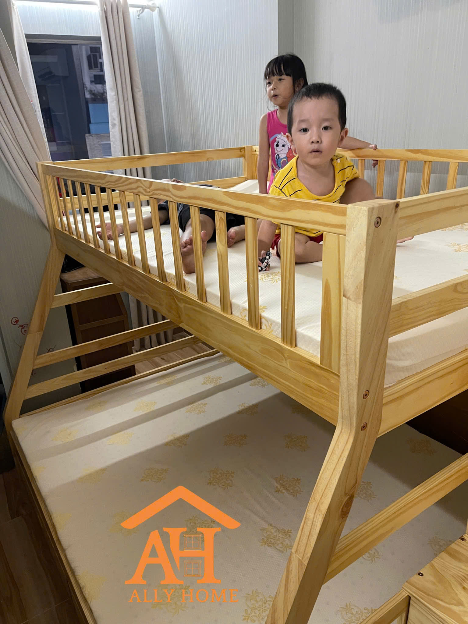 Giường tầng Phường Bình Lợi Trung