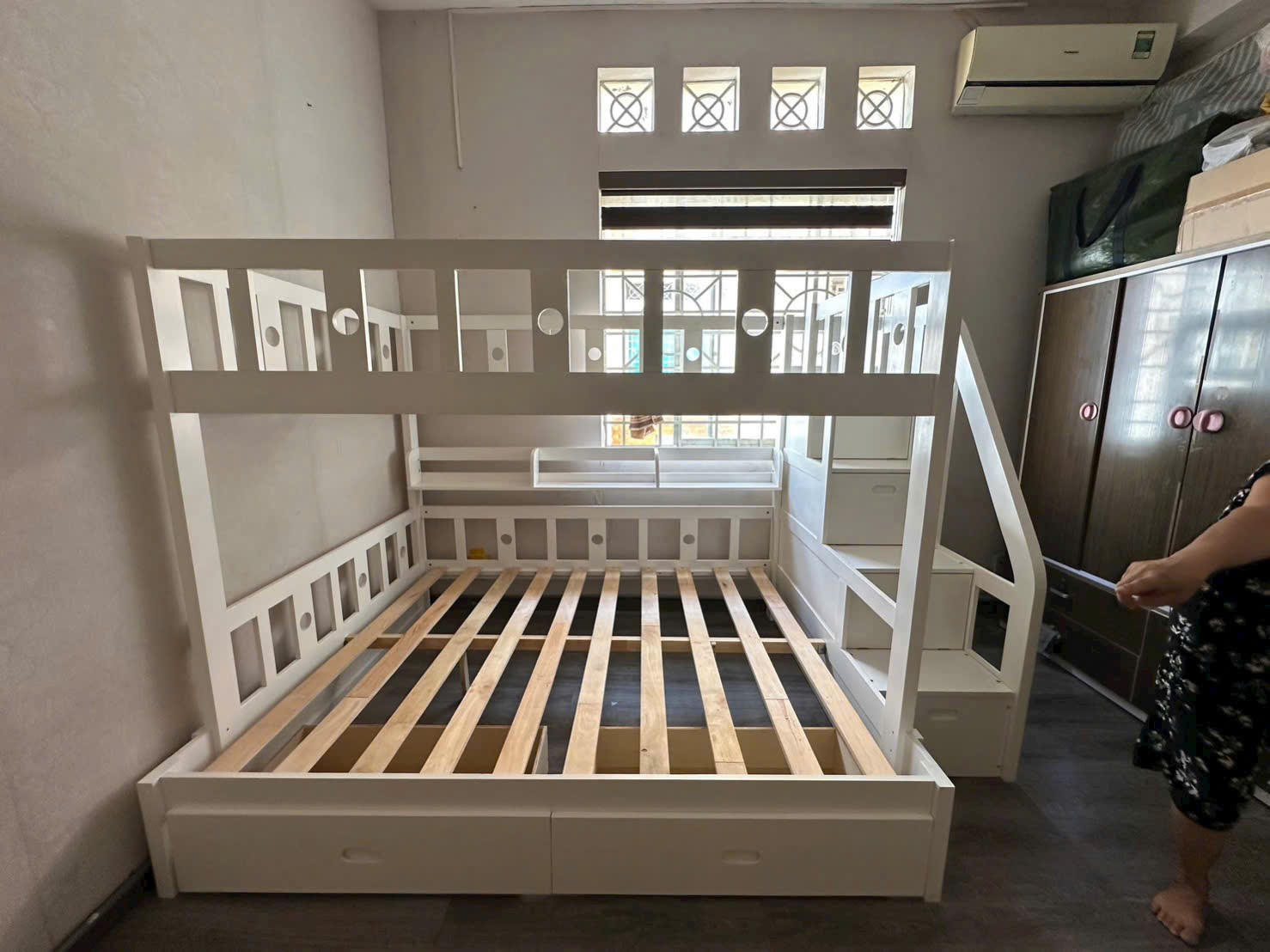 giường tầng phường bình phú