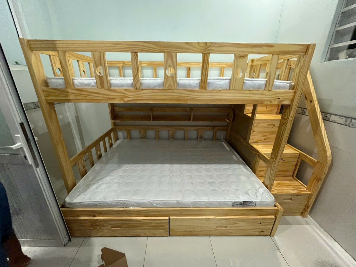 giường tầng phường phú lâm