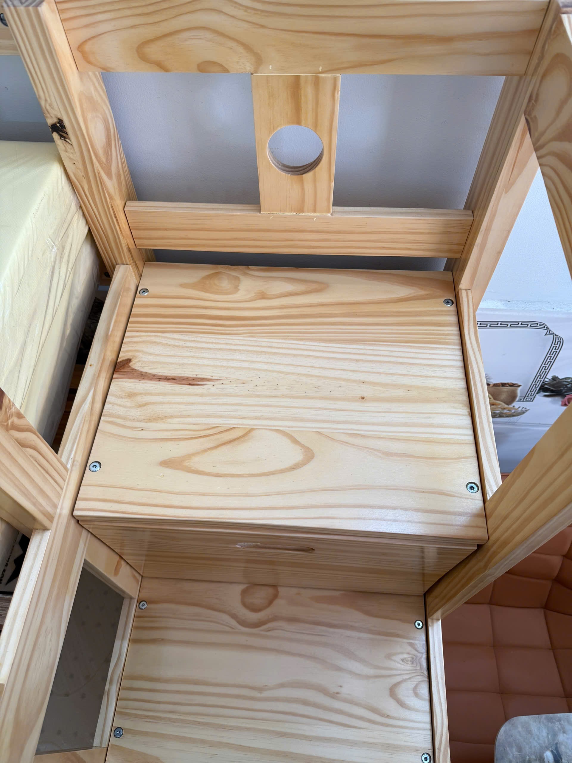 giường tầng phường tân sơn nhất