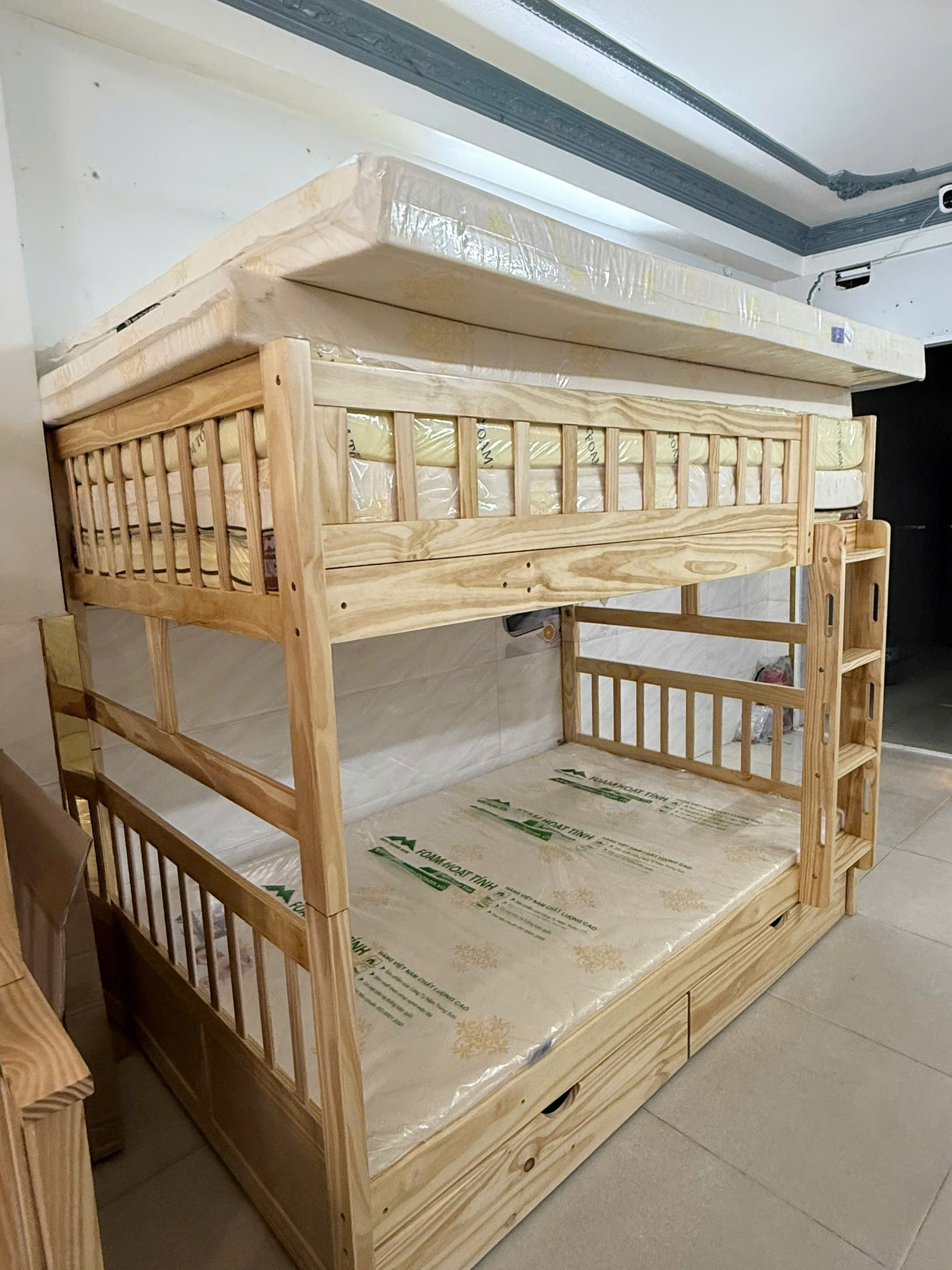 Giường tầng tiện dụng cho gia đình đông người