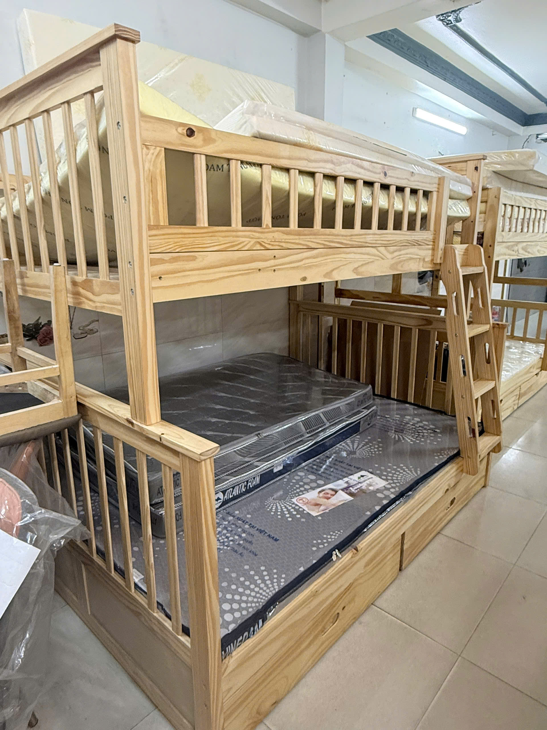 Giường tầng TPHCM phù hợp homestay – nhà nghỉ