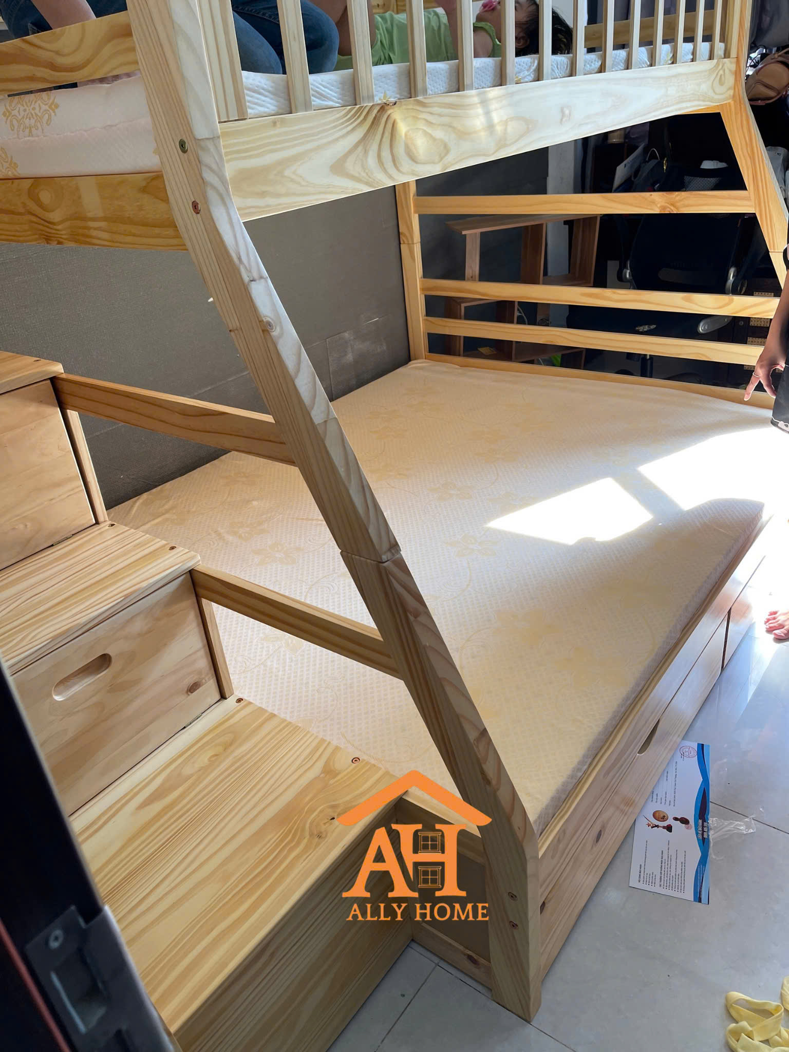 Giường tầng TPHCM Phường Đông Hưng Thuận