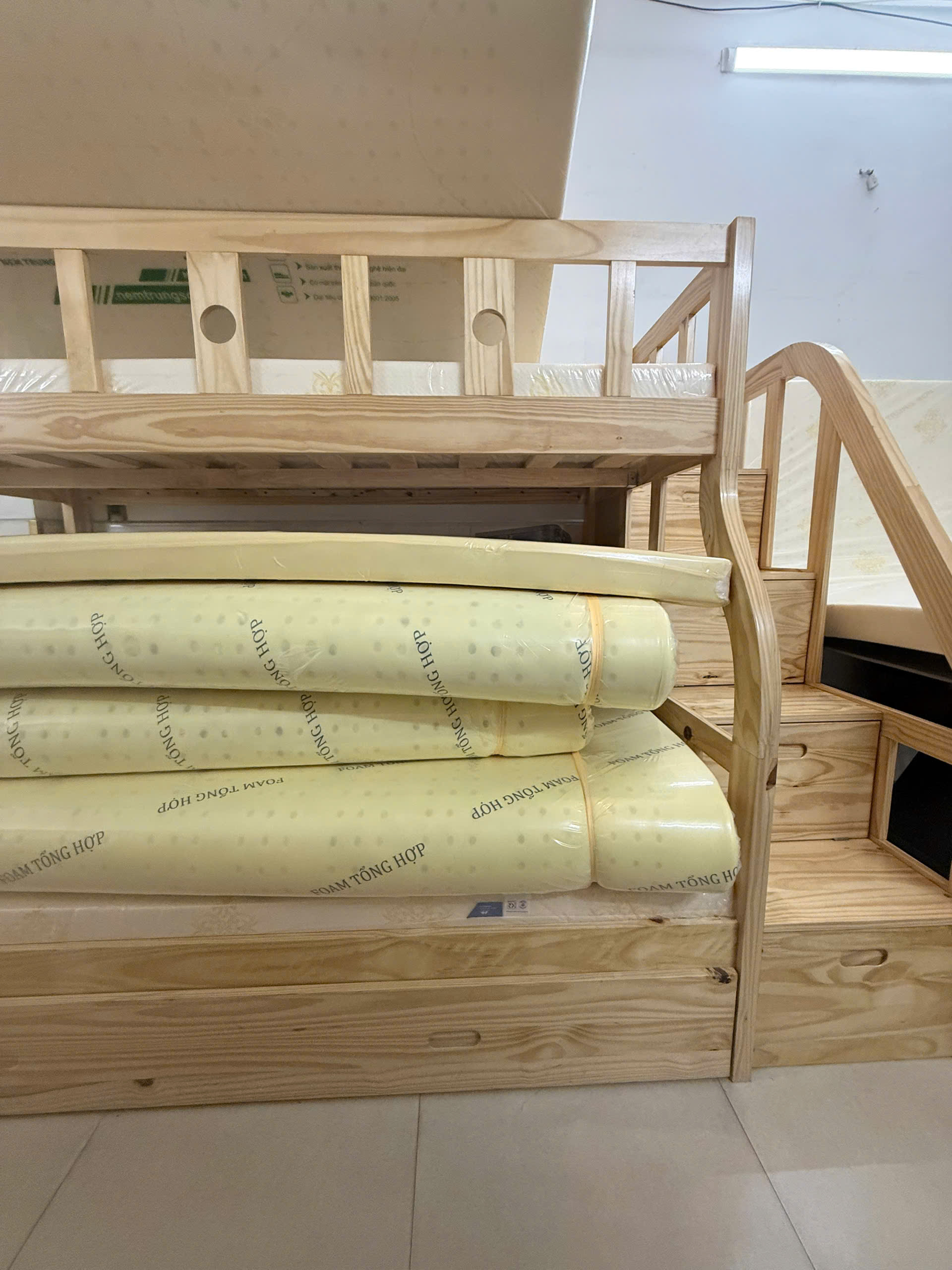 Giường tầng trẻ em chống té ngã – an toàn tuyệt đối