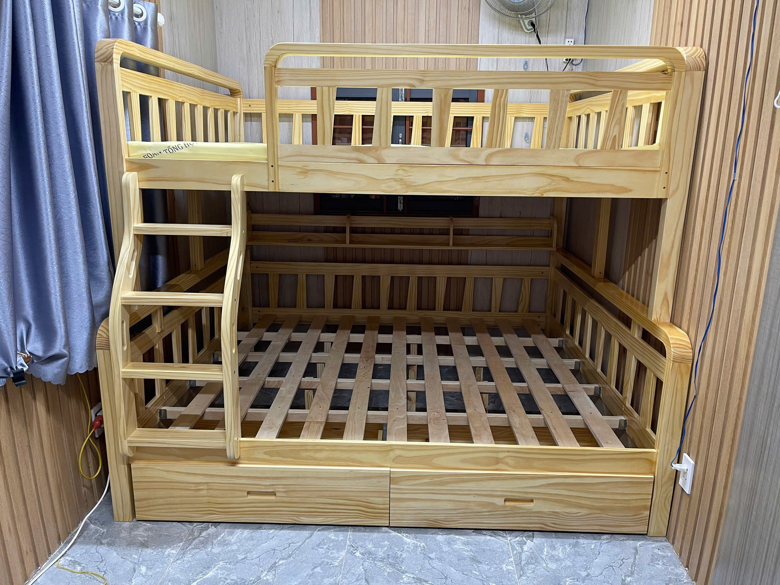 Giường tầng trẻ em giá rẻ mẫu mới 