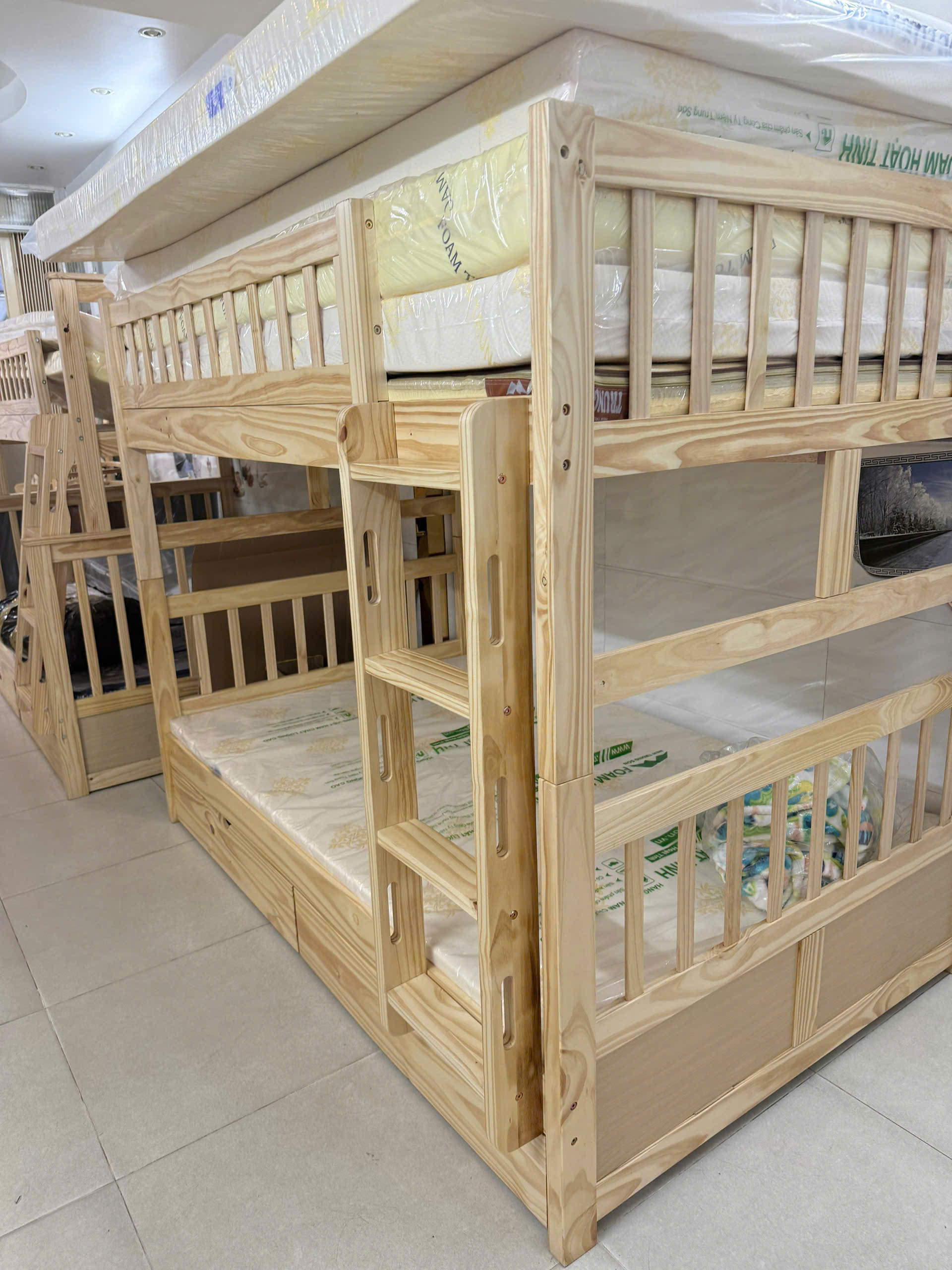 Giường tầng trẻ em gỗ thông TPHCM – bền đẹp